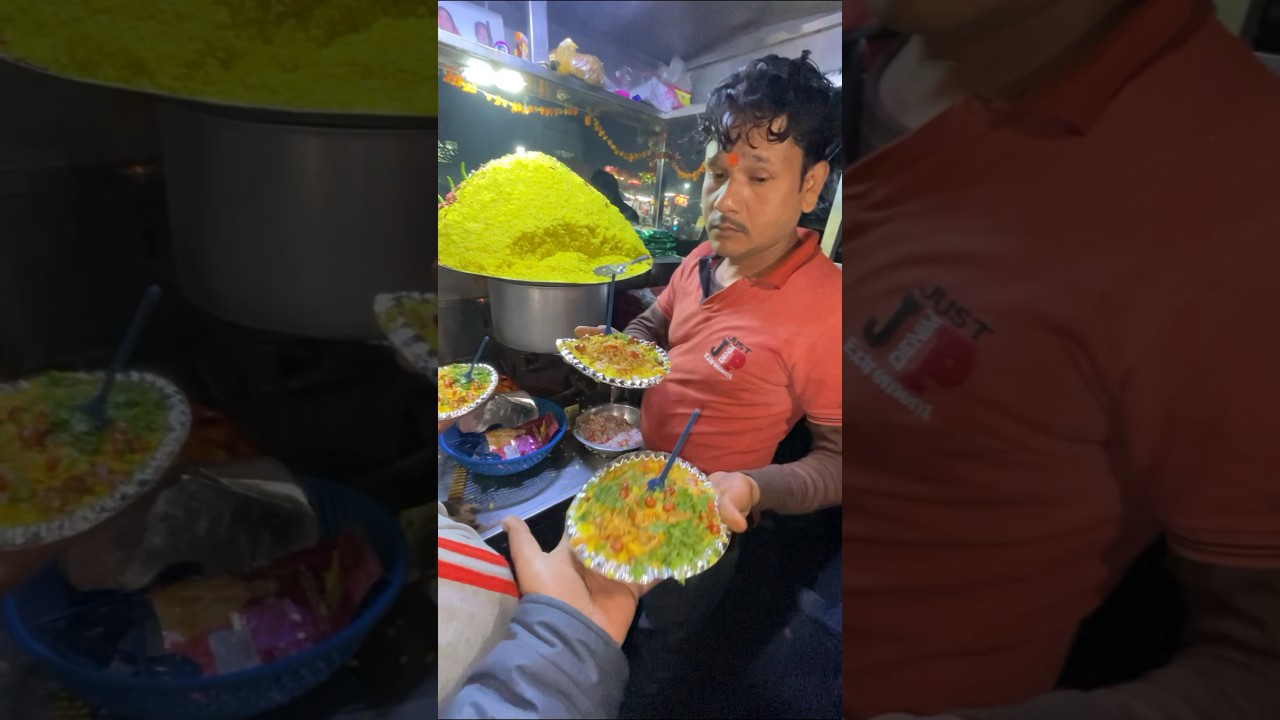 4:00 AM Poha Breakfast at Railway Station