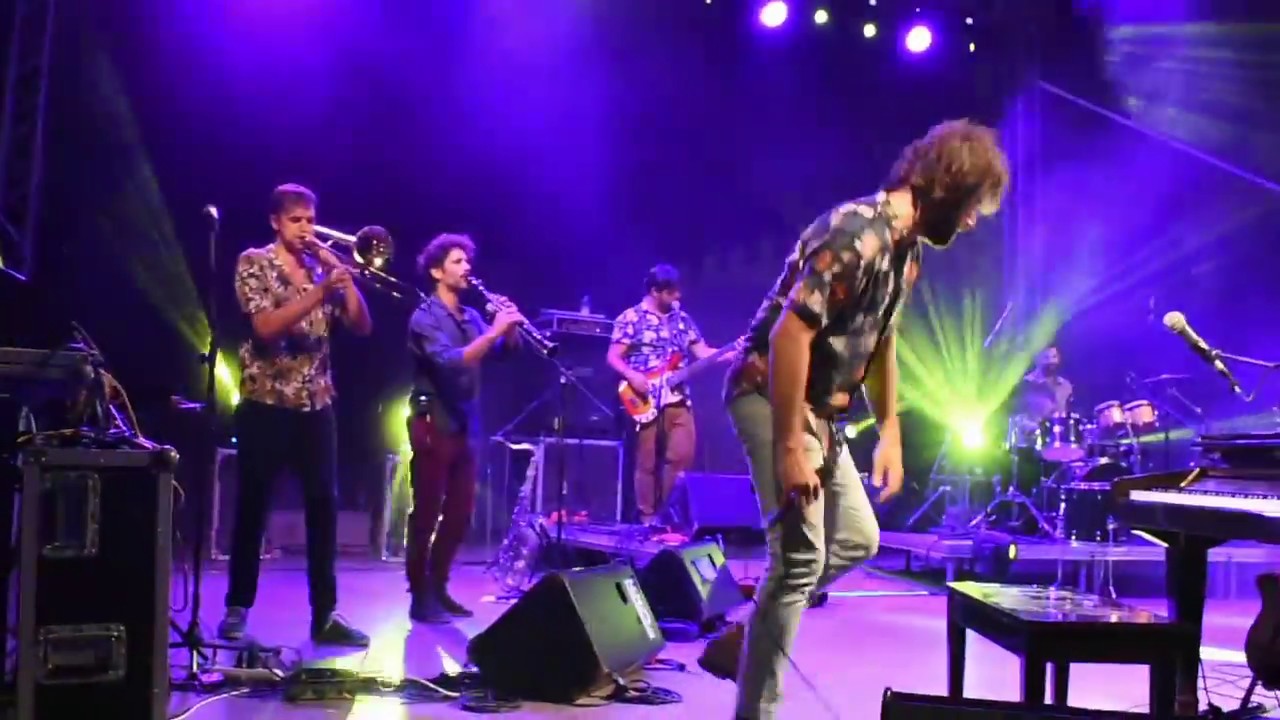 Κωστής Μαραβέγιας - Παρτίδες (Βρε μάγκα το παράκανες) live στο Καστρο Μυτιλήνης 2018