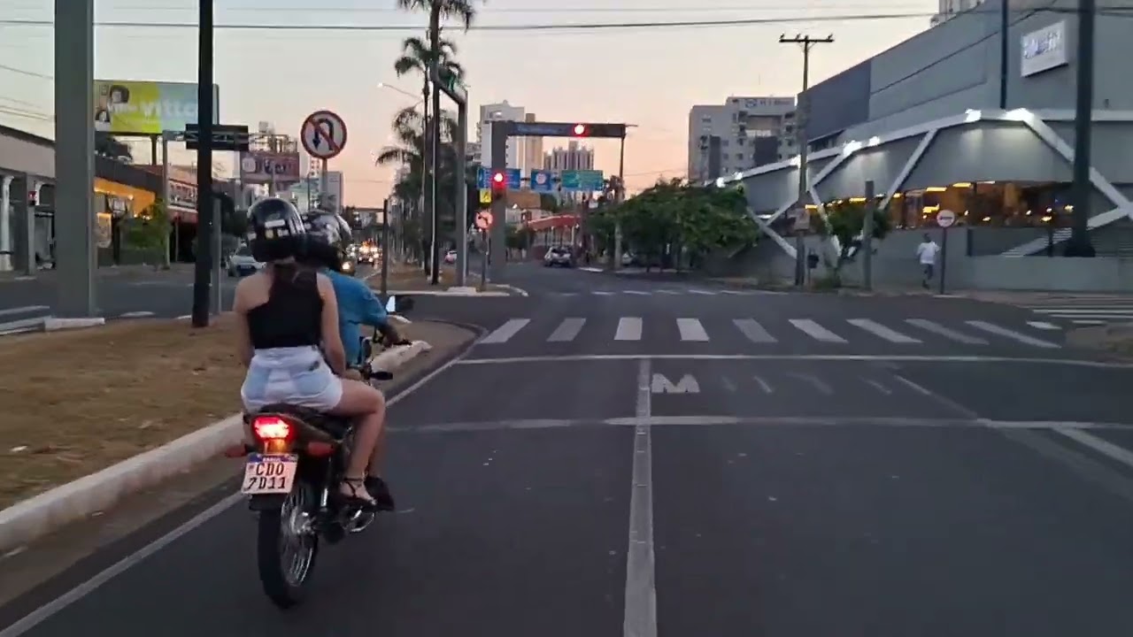 Rolezinho na AV Filad&eacute;lfia & na AV Alberto  Andalo