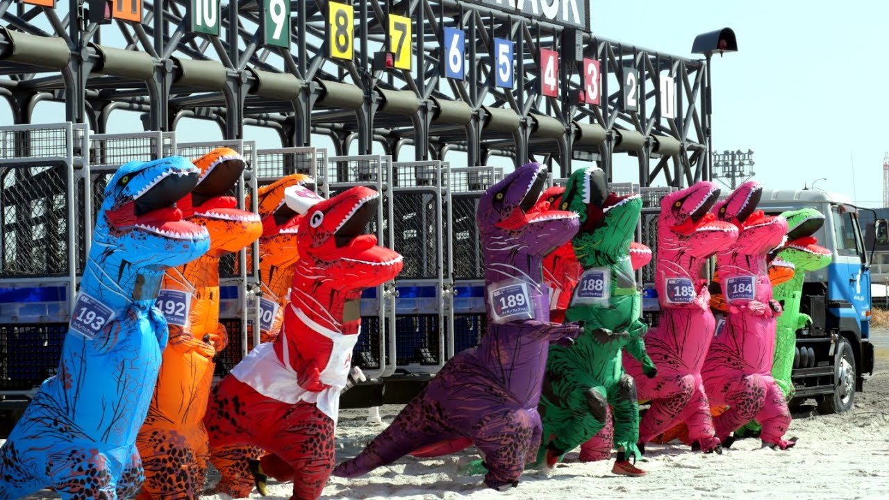 T-Rex Race at Funabashi Racecourse, Japan — ティラノレース in 船橋競馬場