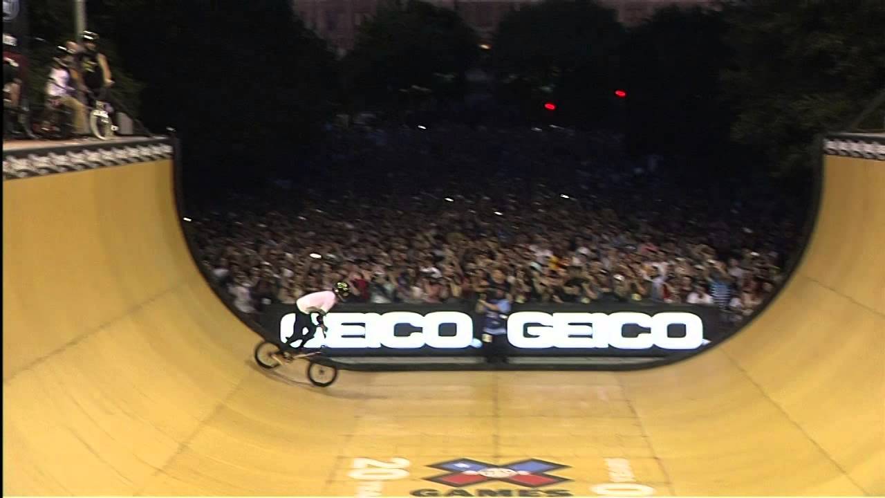 Jamie Bestwick wins BMX Vert Gold
