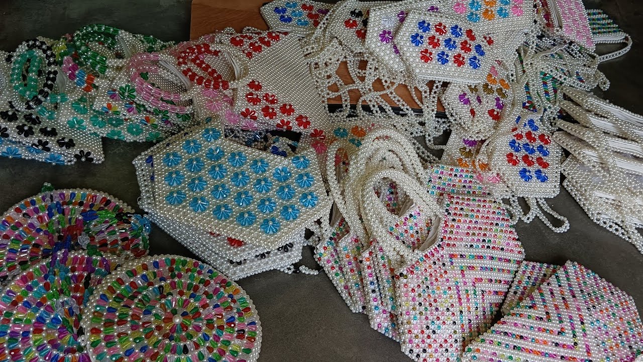 MULTICOLOR BEADED HANDBAG AND PURSE @puspitadey