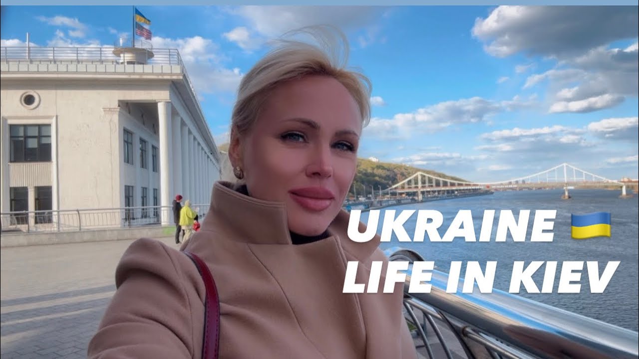 Ukraine 🇺🇦Life in Kiev. May 1 , 2026. The Streets of Kiev, Ukraine. Streets Scenes.