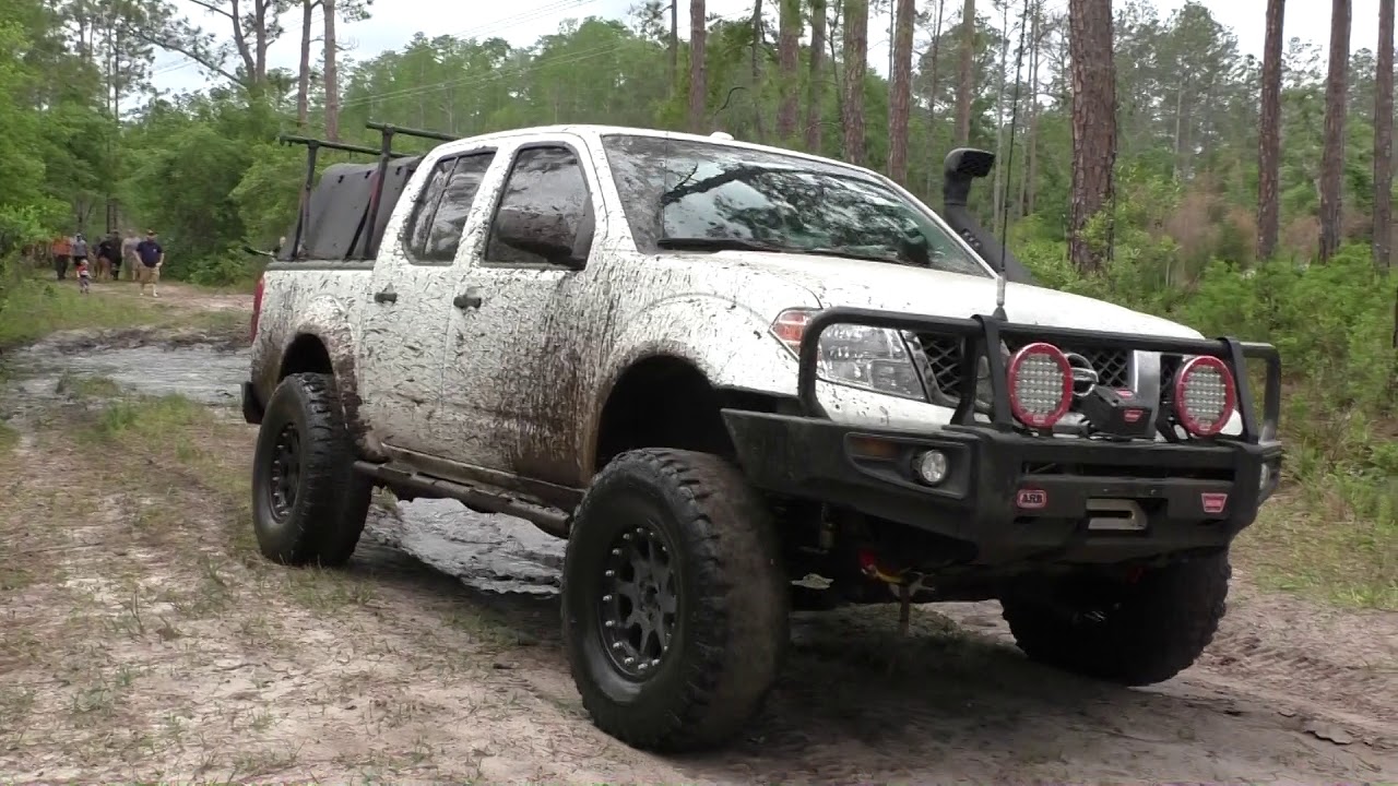 Expedition truck made by Nissan Frontier or Navara Making Waves Off Road