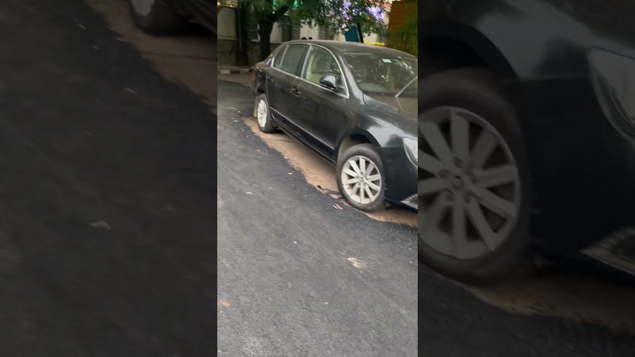 Unfinished road paving- do we blame BBMP or the idiots who park and vanish for days? #cityroad