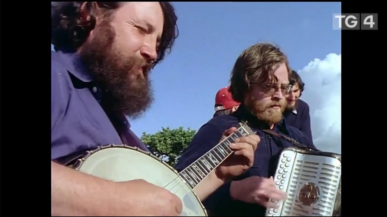 Barney McKenna and Tony MacMahon - The Green Linnet Part 2, 1979
