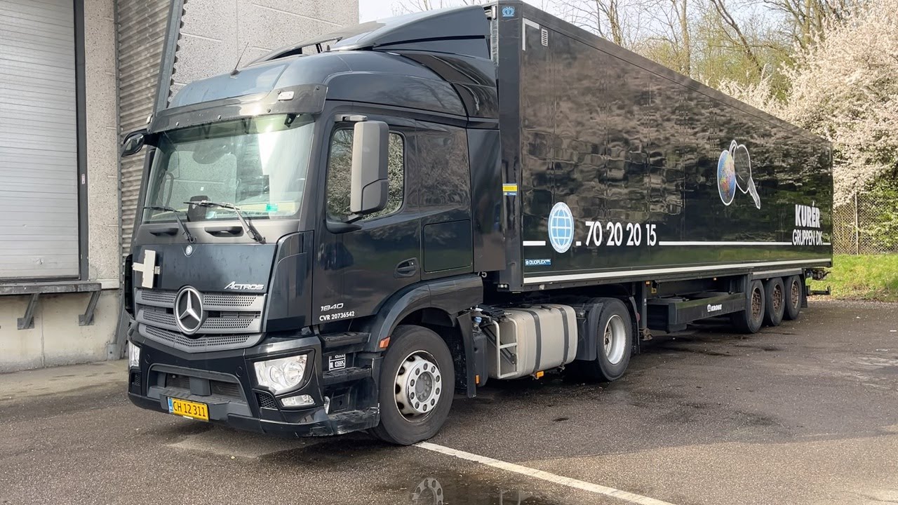 K&oslash;b Lastbil Mercedes-Benz Actros med s&aelig;ttevogn p&aring; Klaravik
