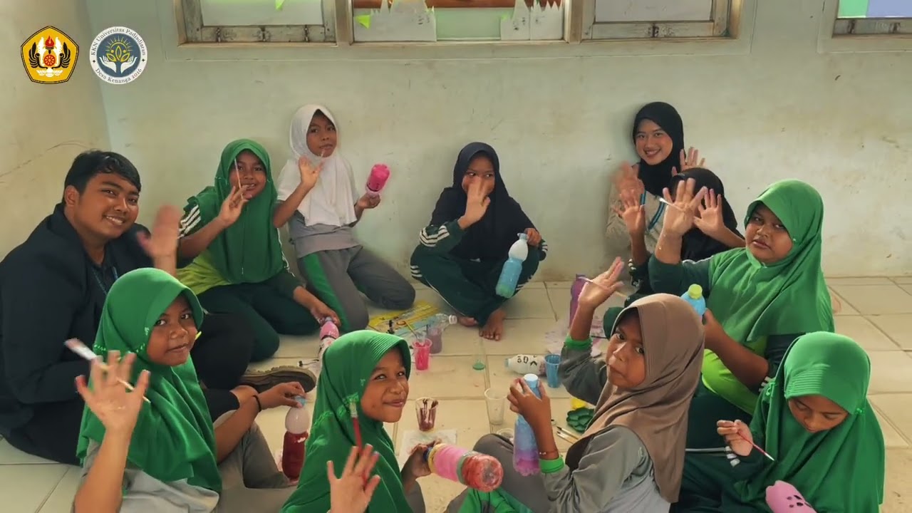 KKNM Literasi Keuangan: Penguatan Pemasaran Digital dan Edukasi Pemanfaatan Limbah dari Kulit Mangga