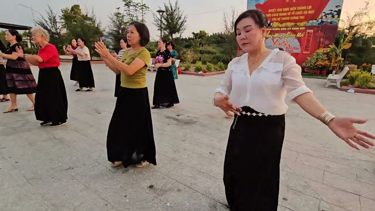 Dân Vũ: Xuân Xuân ơi Xuân đã về