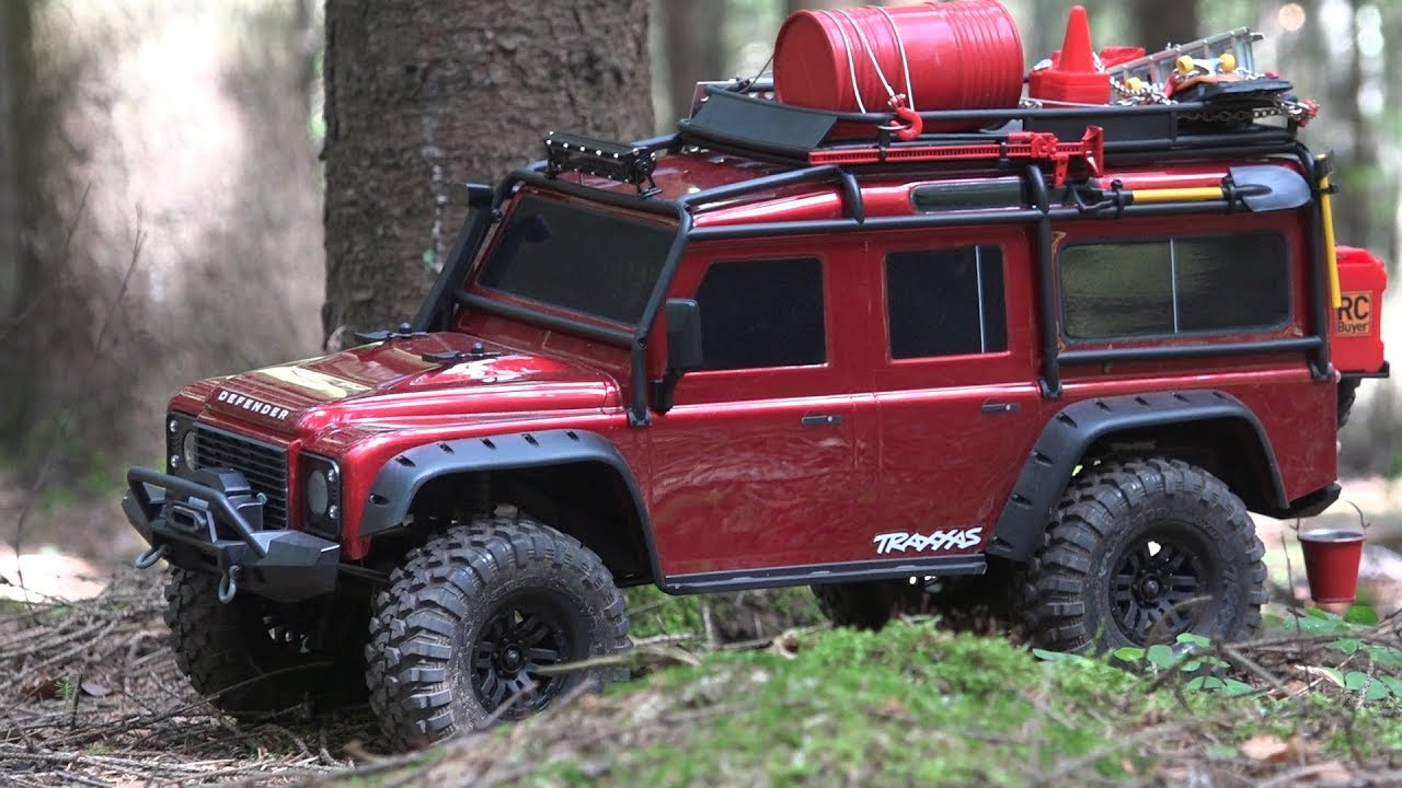 Завоеватель рынка трофи? ... Тест-драйв Land Rover Defender TRX-4