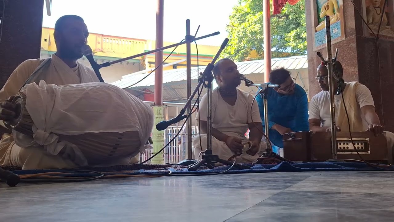 রাধারমণ দেবের মহোৎসবে একটু শ্রীনাম আনন্দ(HAMARE BARE BABA K ANGAN ME SRINAM)