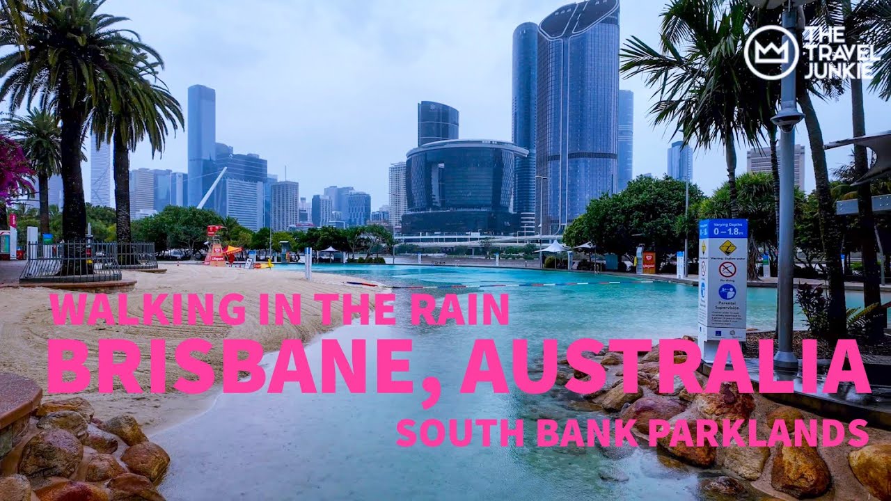 WALKING IN THE RAIN IN BRISBANE AUSTRALIA | SOUTH BANK PARKLANDS AMBIANCE 4K | BINAURAL CITY SOUNDS