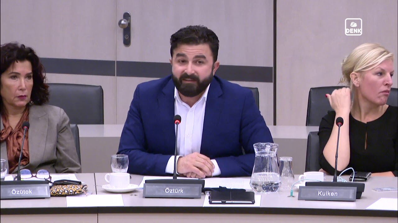 Sel&ccedil;uk &Ouml;zt&uuml;rk: Geef jongeren vanaf 16 jaar stemrecht.
