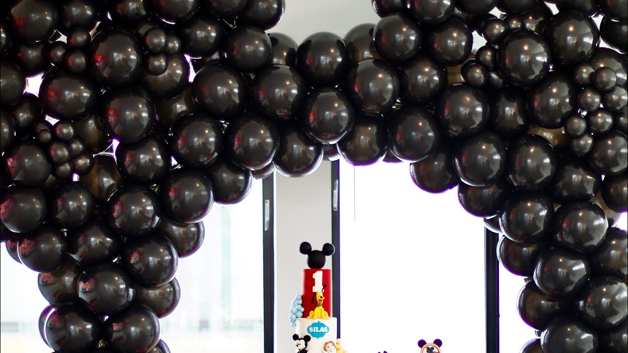 Mickey Mouse balloon arch #firstvlogviral #firstbirthday #babyboy #disney #balloonart #tutorial