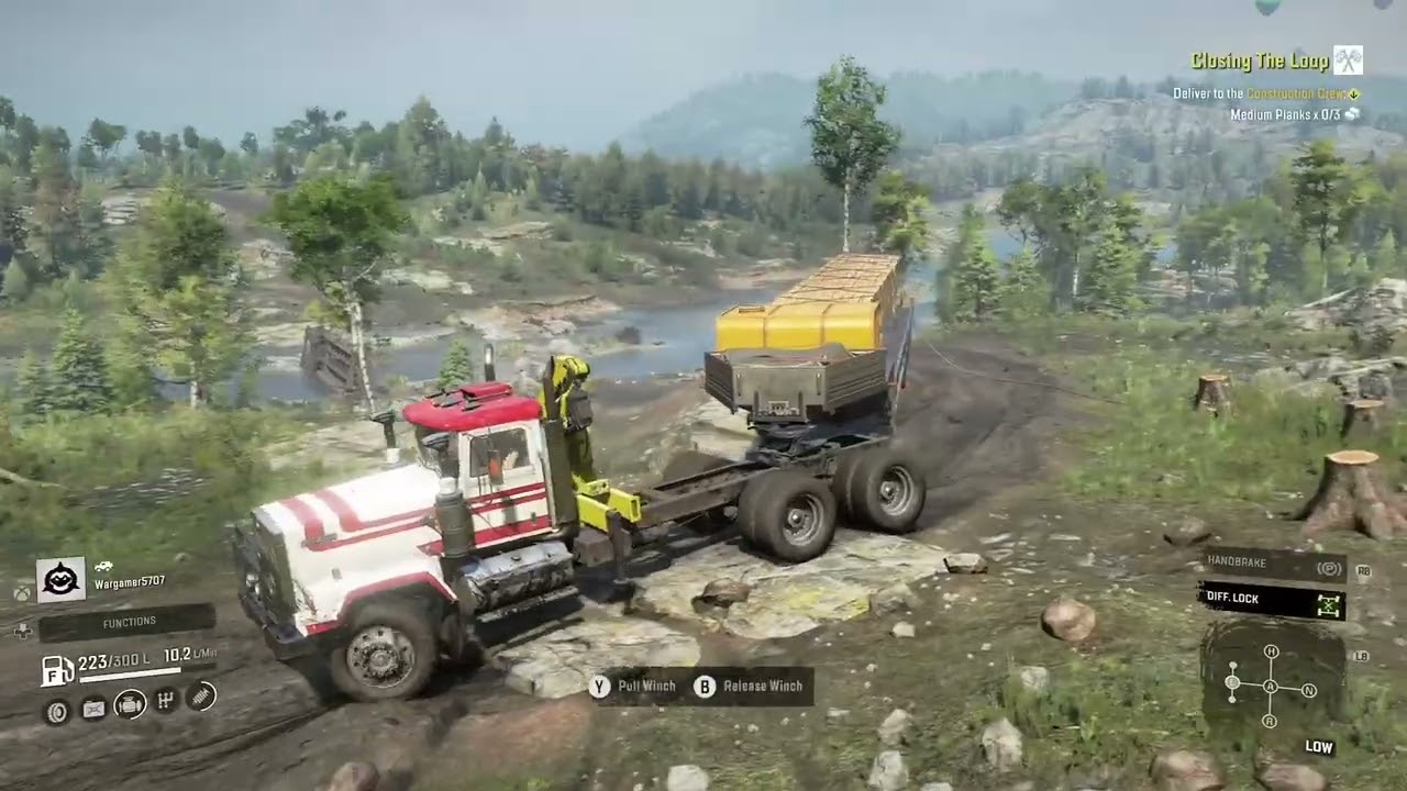 My Brother helped me haul cargo over a river in Snowrunner!