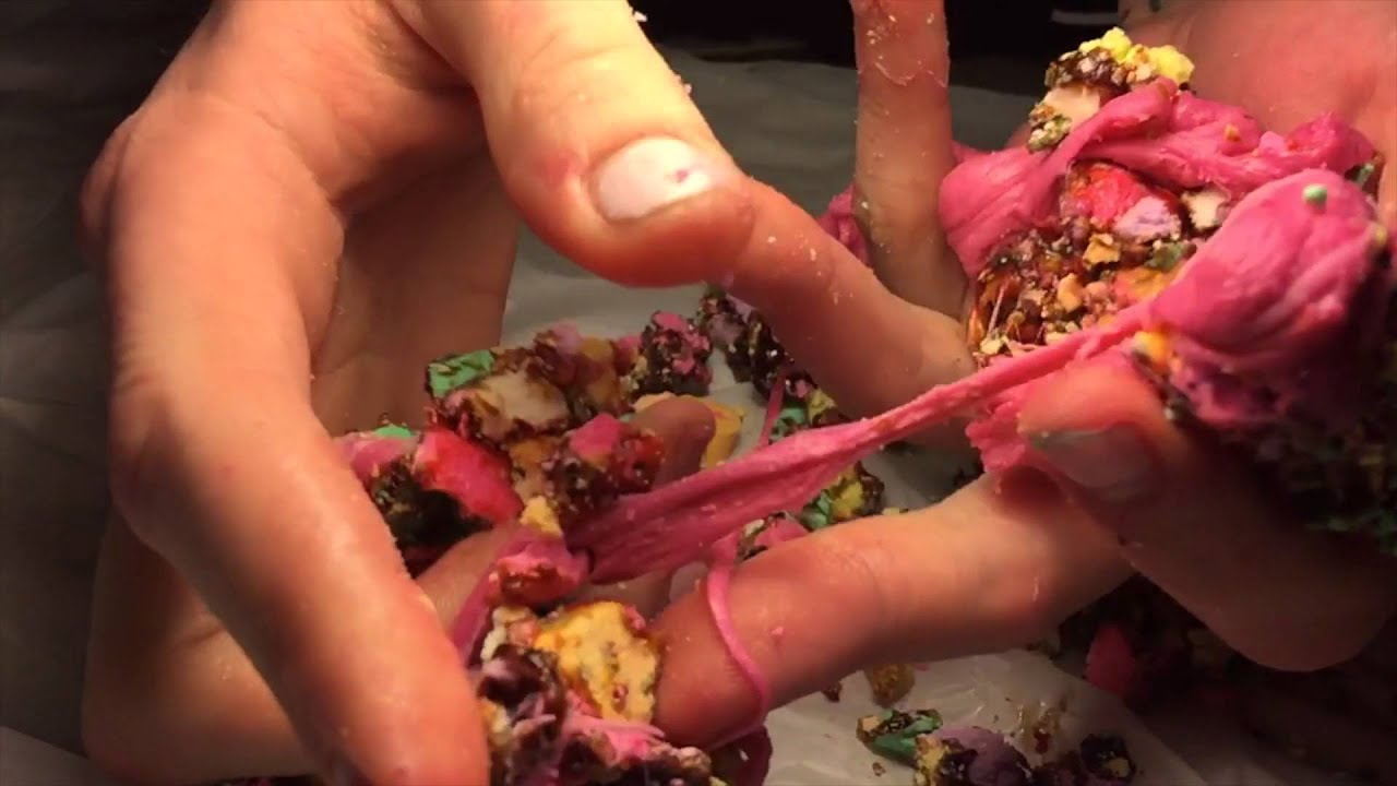 Sticky Fingers - Cake Pop feat. Lewis Grant, Dylan Brady & Laura Les