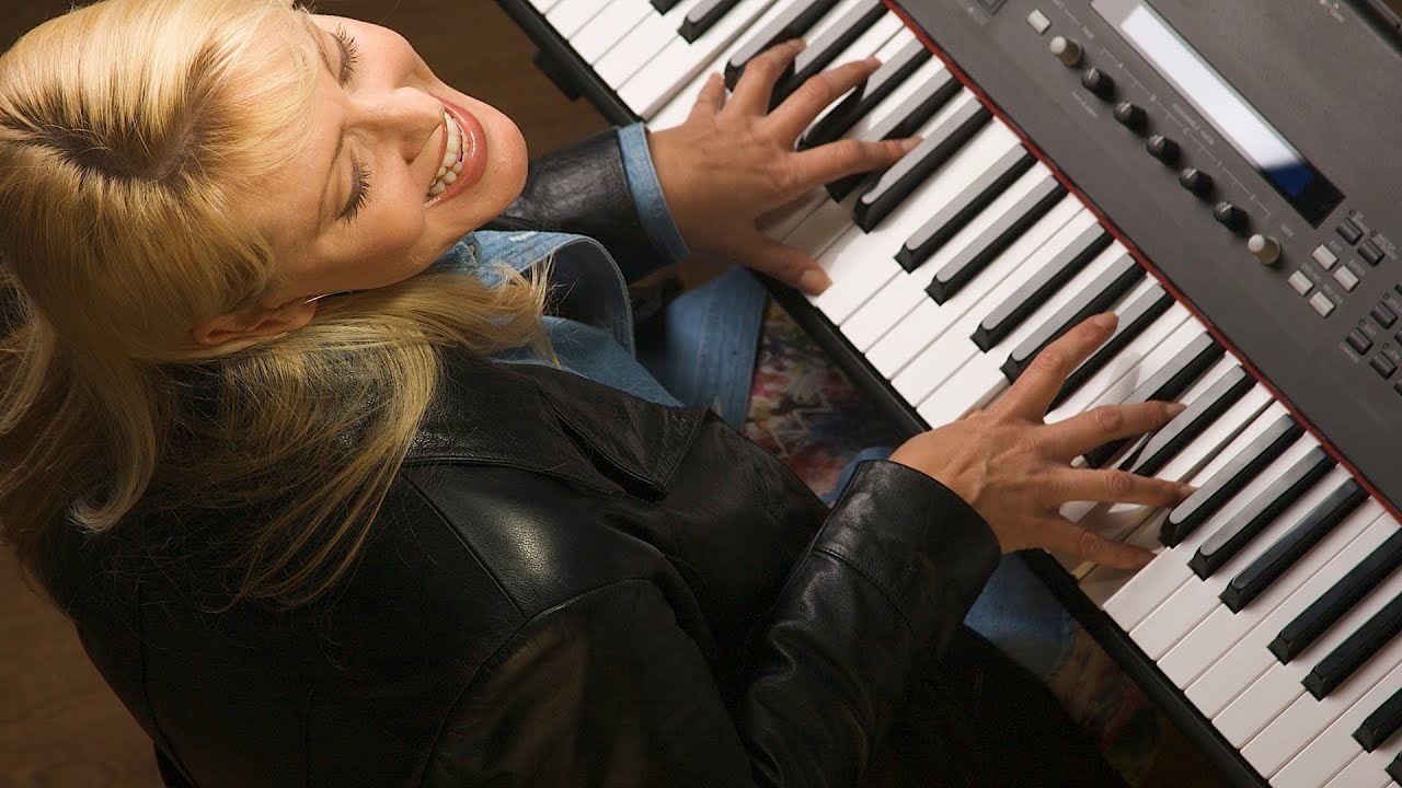 How to Use the Blue Note in a Solo | Keyboard Lessons