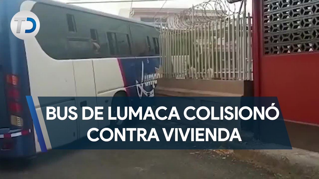 Bus de Lumaca colisionó contra vivienda