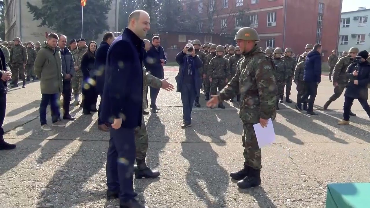 Заклетва на новопримените професионални војници во Армијата