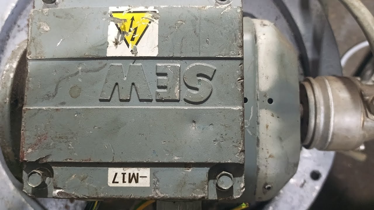 Disassembly process of SEW EURODRIVE motor #motor #seweurodrive #electricmotor