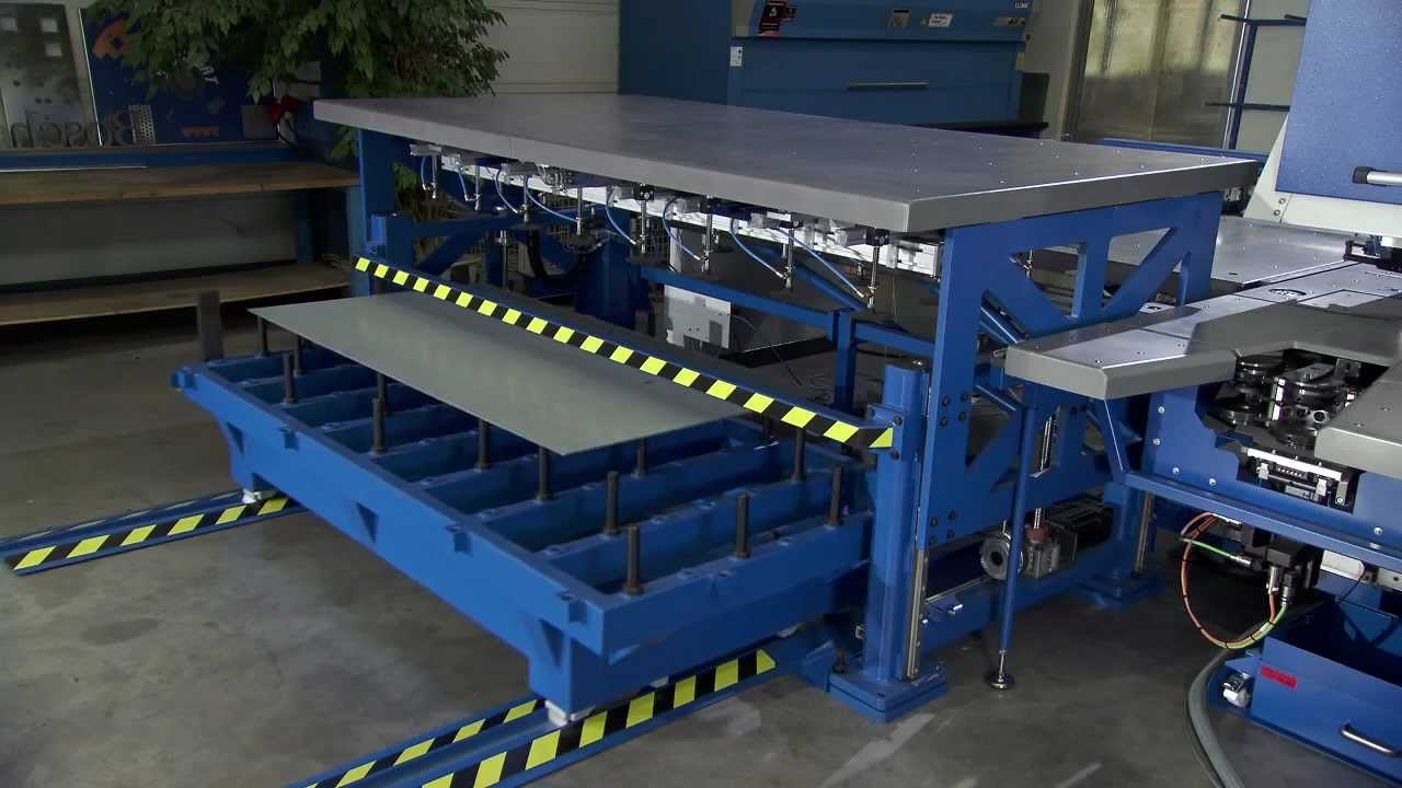 Boschert Stanzmaschine: Multipunch mit Beladesystem