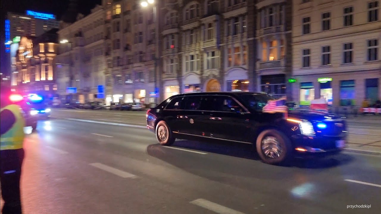 Warszawa Prezydent Joe Biden w drodze na lotnisko / Warsaw President Joe Biden in Warsaw 26.03.2022