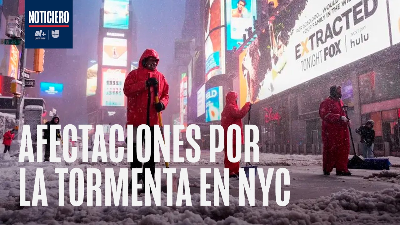Nueva York levanta toque de queda pero persiste la emergencia por nieve