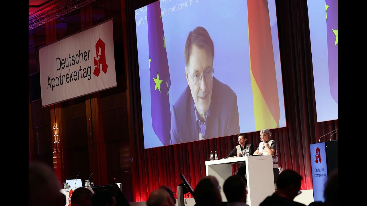 Bundesgesundheitsminister Karl Lauterbach beim Deutschen Apothekertag 2023