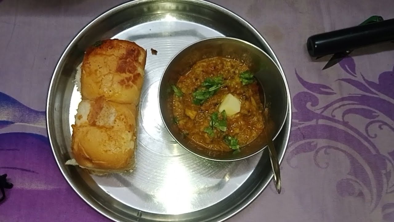Ek baar mere tarike se banaye pav bhaji masala..shirf tarif hi tarif milega 🍞😋