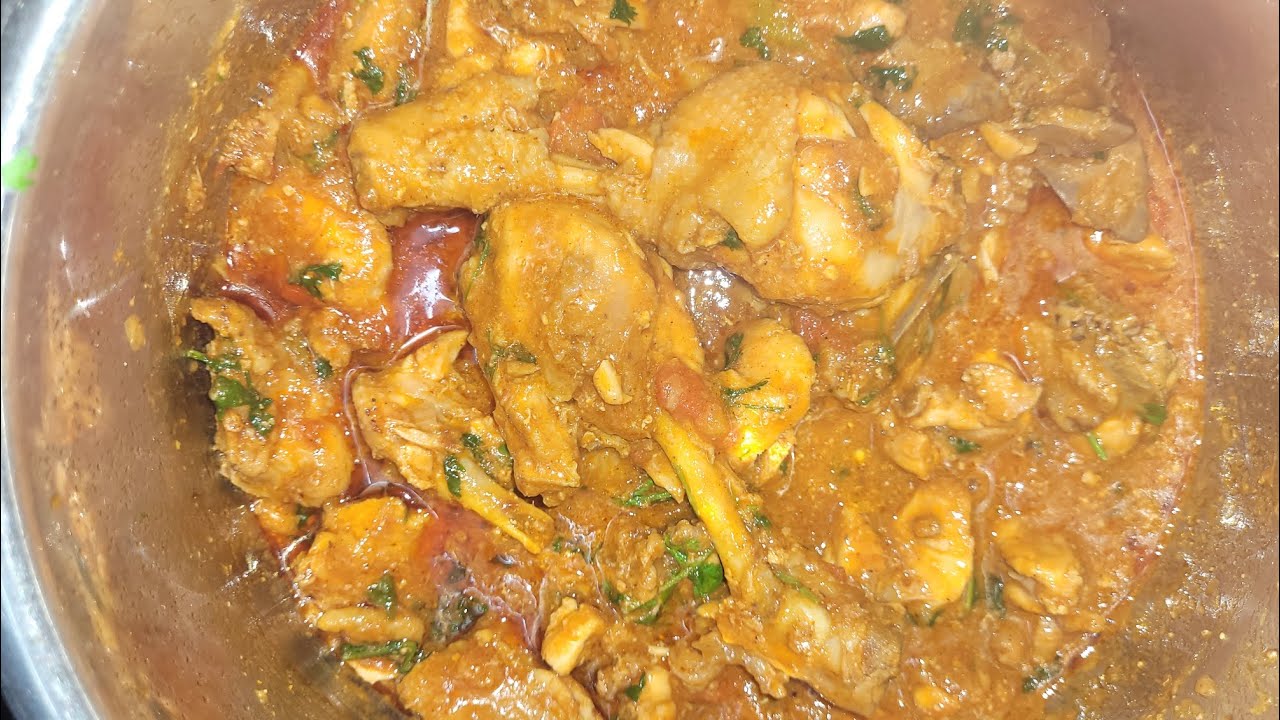 పల్లెటూరు స్టైల్ చికెన్ కర్రీ😋 || Easy& Tasty Chicken Curry Recipe in Telugu 