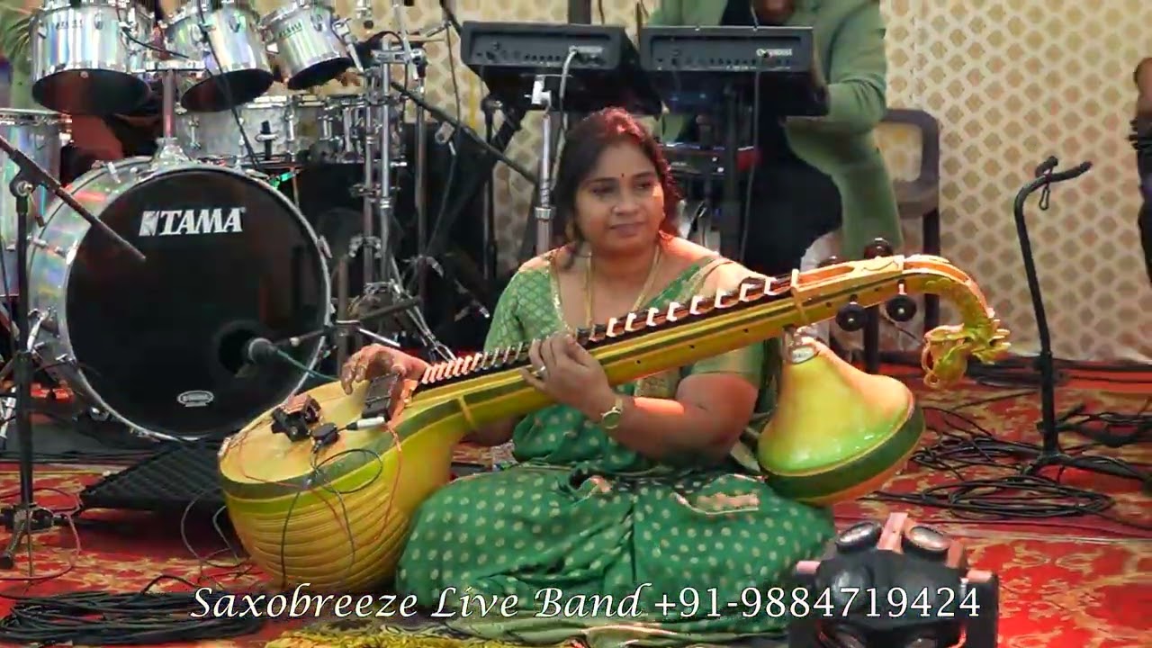 sax aabu win SAXOBREEZE LIVE BAND.