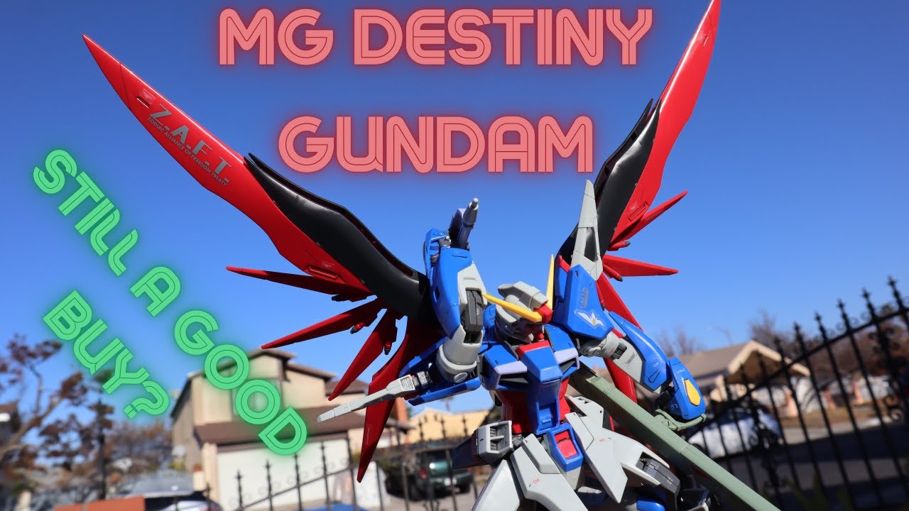 MG Destiny Gundam - Review! Still a good model kit to have?