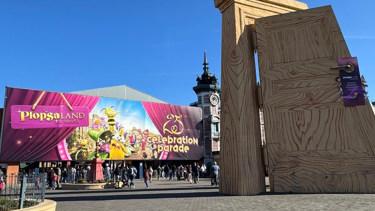 25 Célébration Parade [Plopsaland De Panne] 🥳 ! ​⁠@Plopsa_official