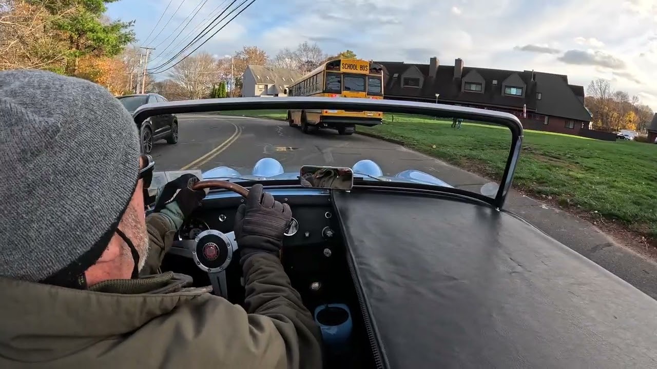 Прокатитесь на «Уиллисе» — великолепном отреставрированном Bugeye 1960 года, который продается то...