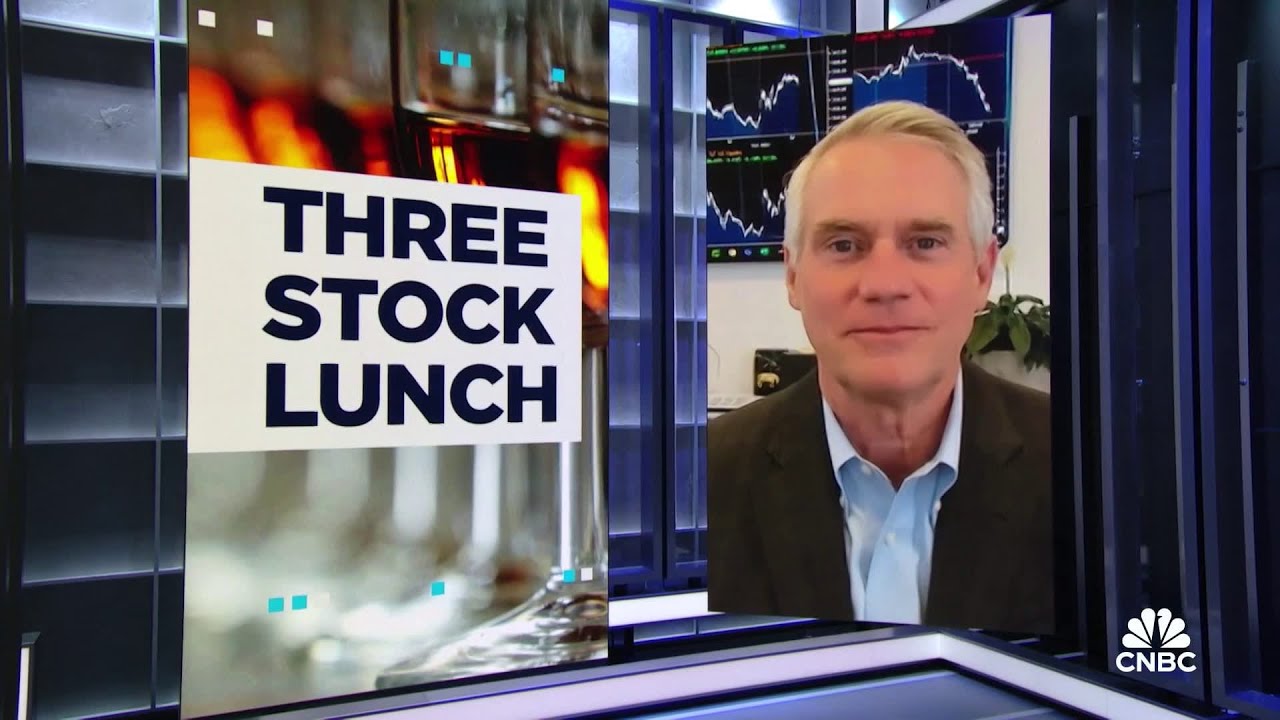 3-Stock Lunch: TXN, BIIB & CMG