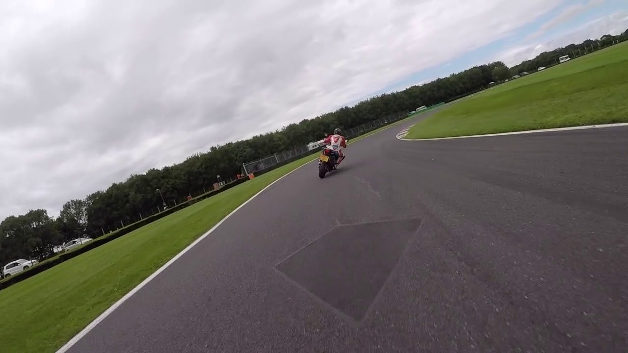 Me following Guy Martin on my Hayabusa for a bit of fun at Cadwell park @ the first time attack 2017