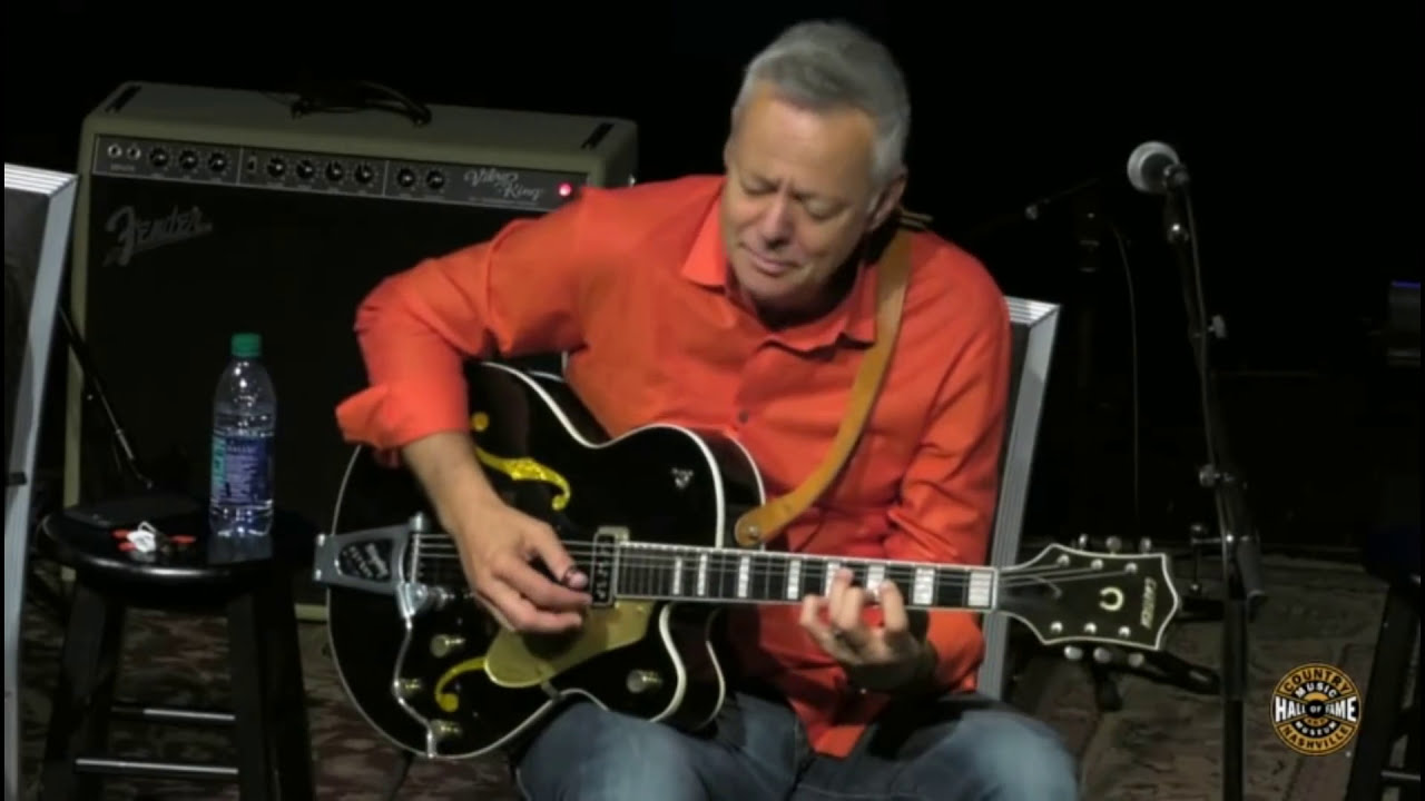 Tommy Emmanuel Plays Chet Atkins' 