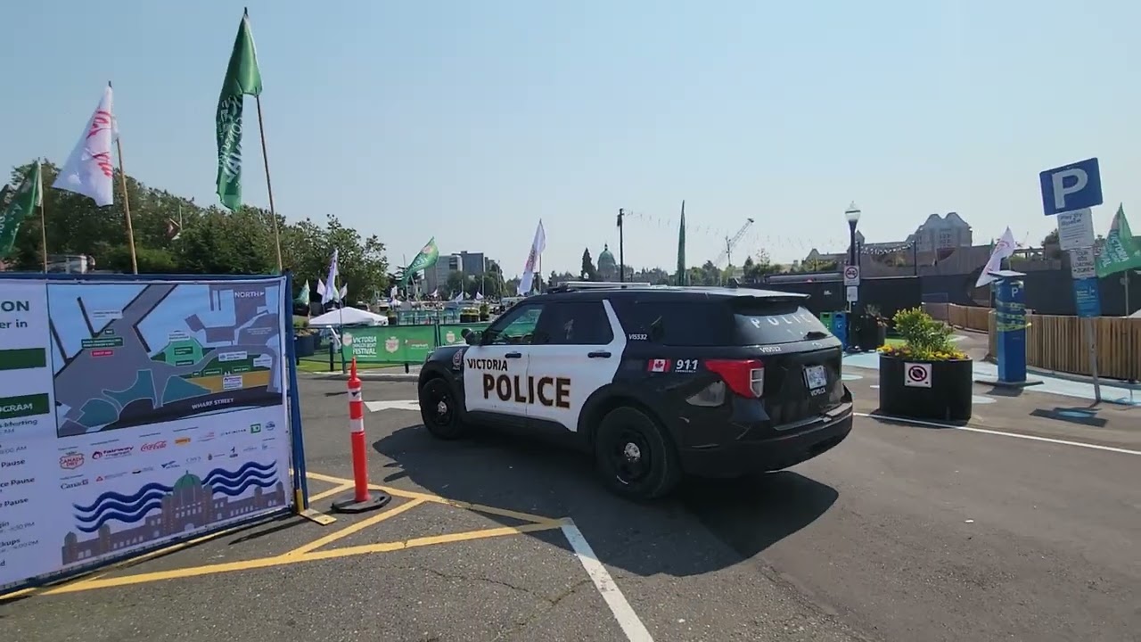 VictoriaBC tour#1 beautiful waterfront walk  #canada #tour #enjoy #beautiful #victoria #walkthrough