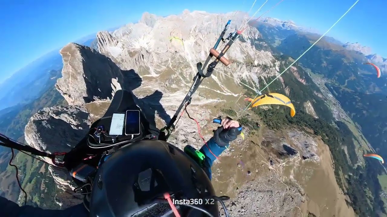 Val di Fassa (TN), 19.09.2025 - stupenda giornata di volo con amici