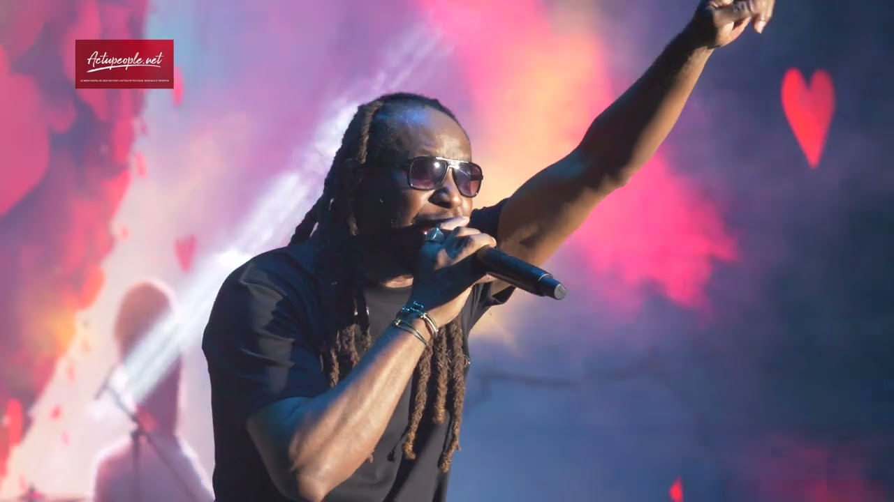 Soum Bill-Concert-Aux hommes politiques-Le Zouglou a toujours été là pour tous les combats