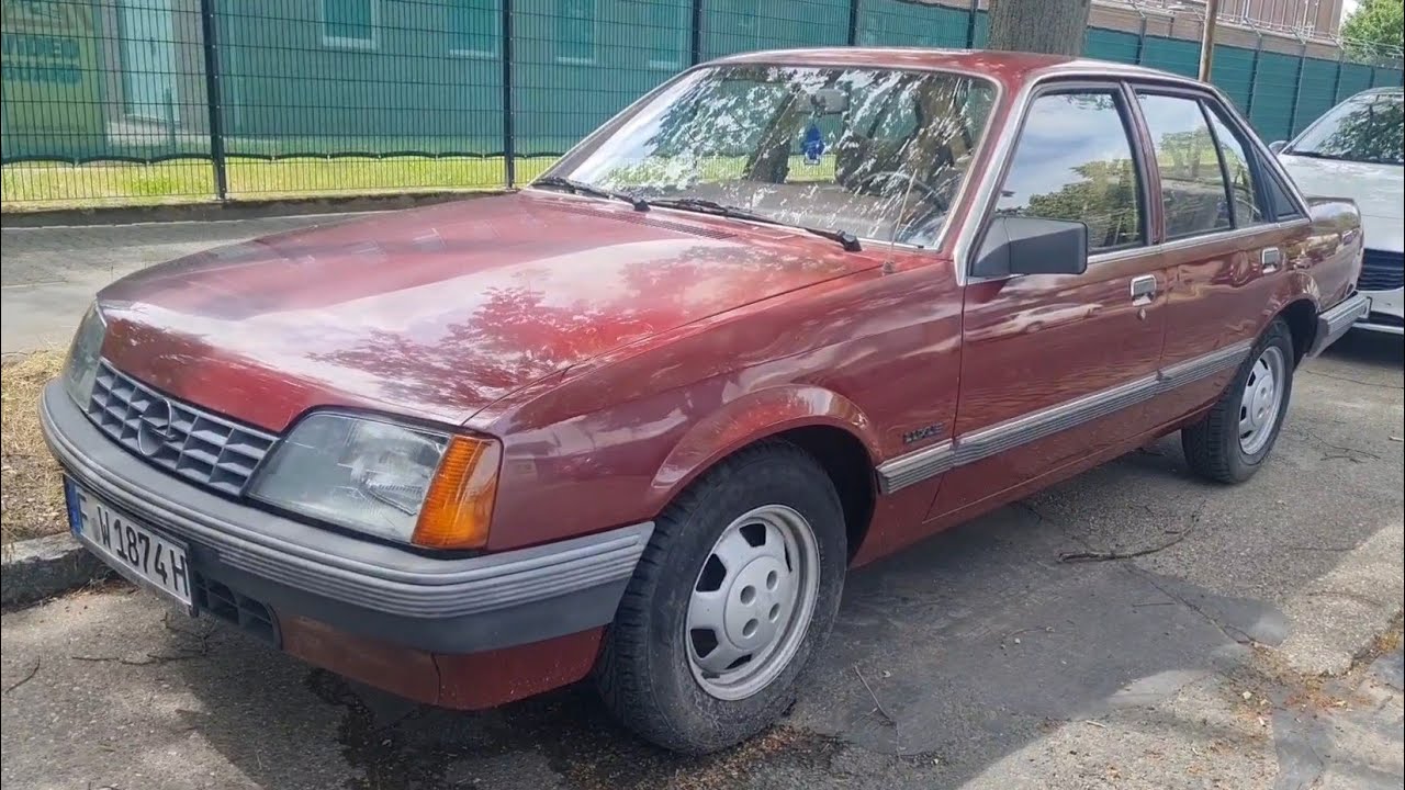 OPEL REKORD E E2 LUXUS