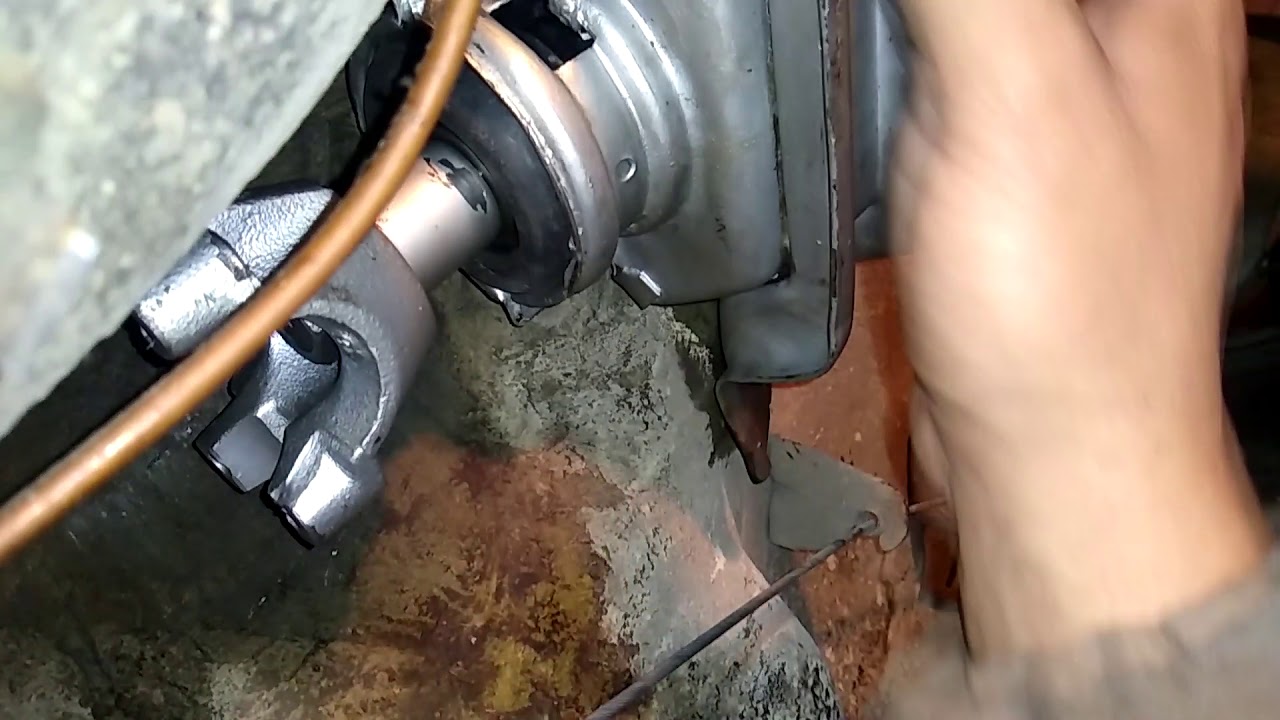 Montaje rodamiento o balinera del cardan  del chevette parte II