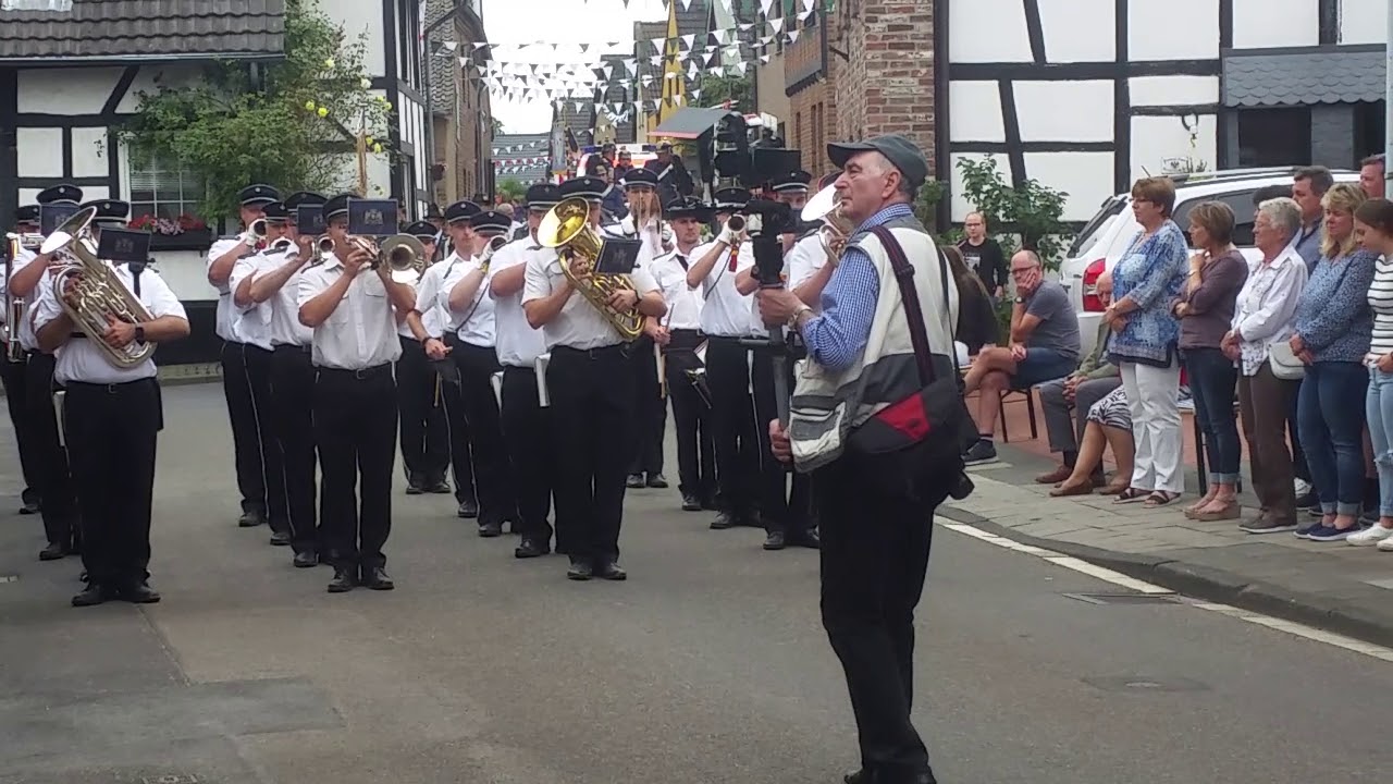 Schützenfest in Bedburdyck/Stessen 2018 - Königsparade 2 #6