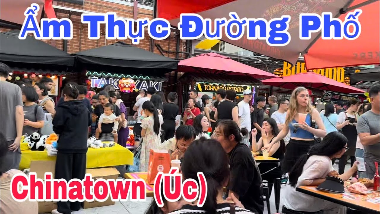 Đây là  Chinatown  có số người đến  thường xuyên, và  đông  đão nhất, Cindy mời các bạn  cùng  vào ạ