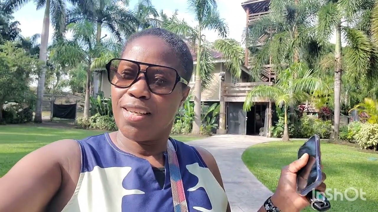 What I saw at the Hope Zoo in Kingston shocked me | Nature Lover Vlog 