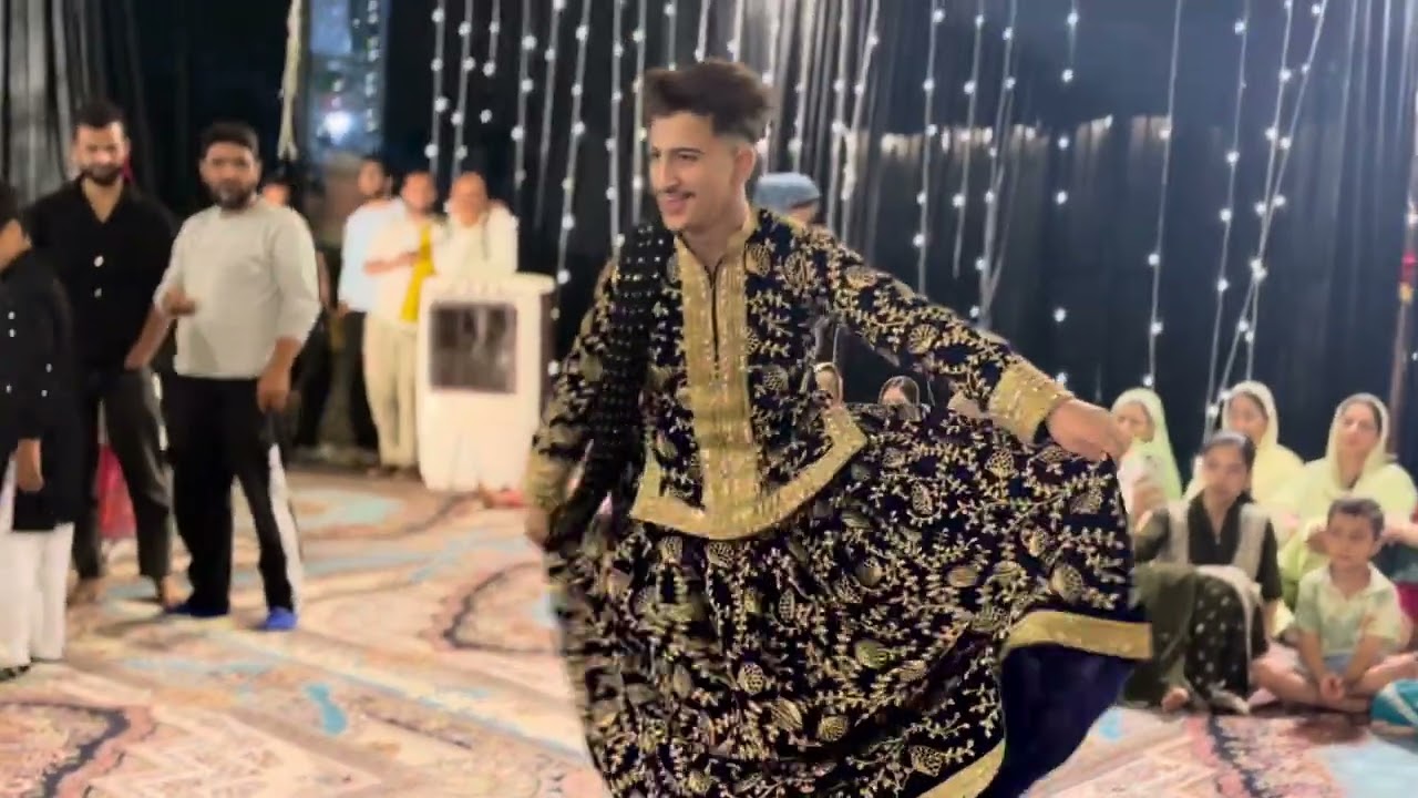 New Dance Damaka | Kashmiri Dance Sael | Dancer Sahil #new #viralvideo #duet #singeraafaq#songlyrics