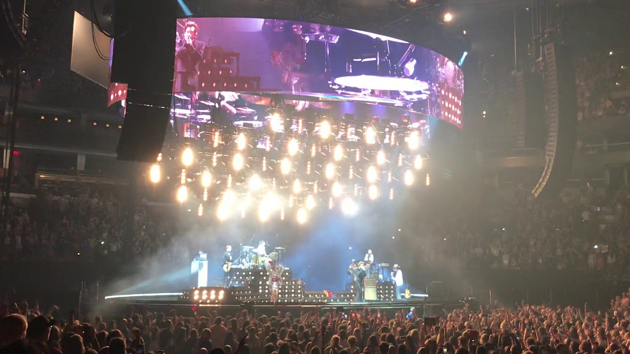 Harry Styles - What Makes You Beautiful - Boston 6/18/18