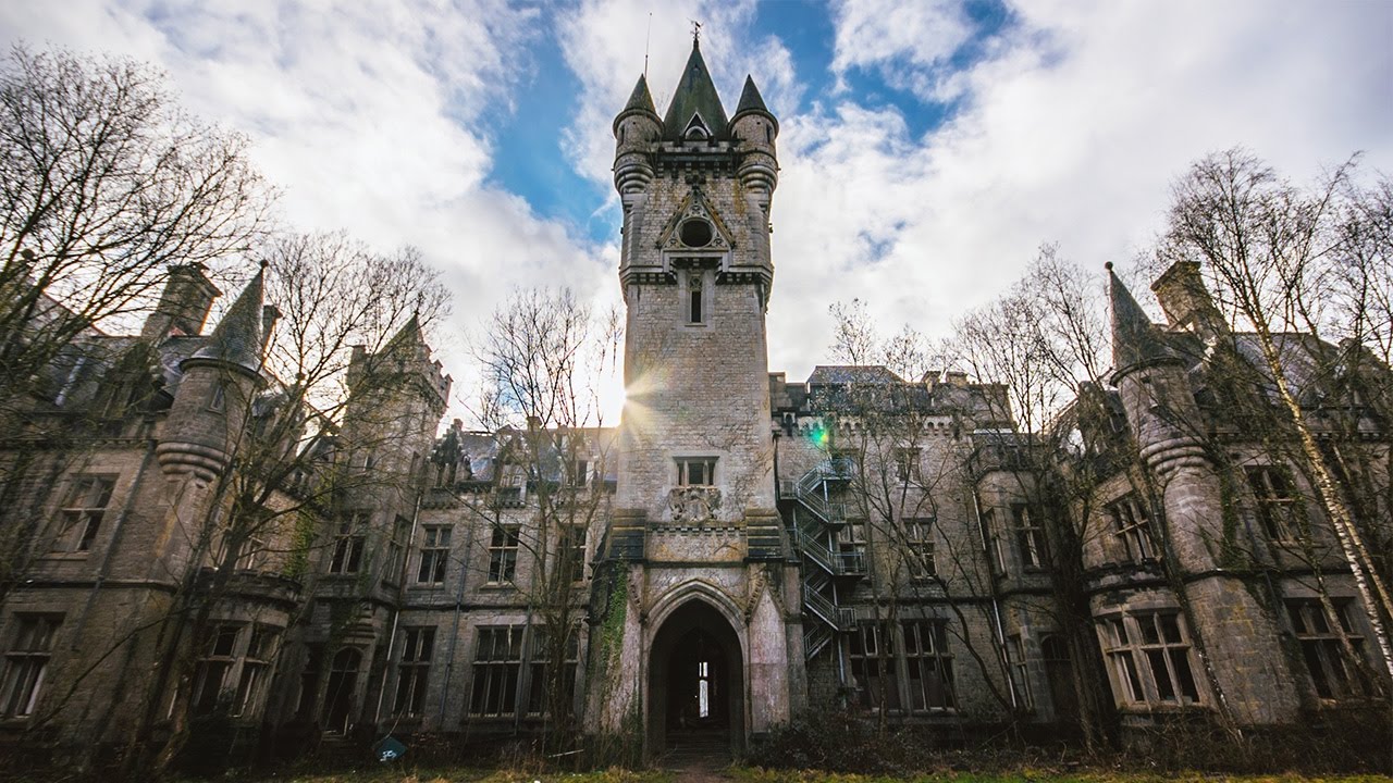 ALMOST DIED AT ABANDONED HAUNTED MANSION, Noisy Castle