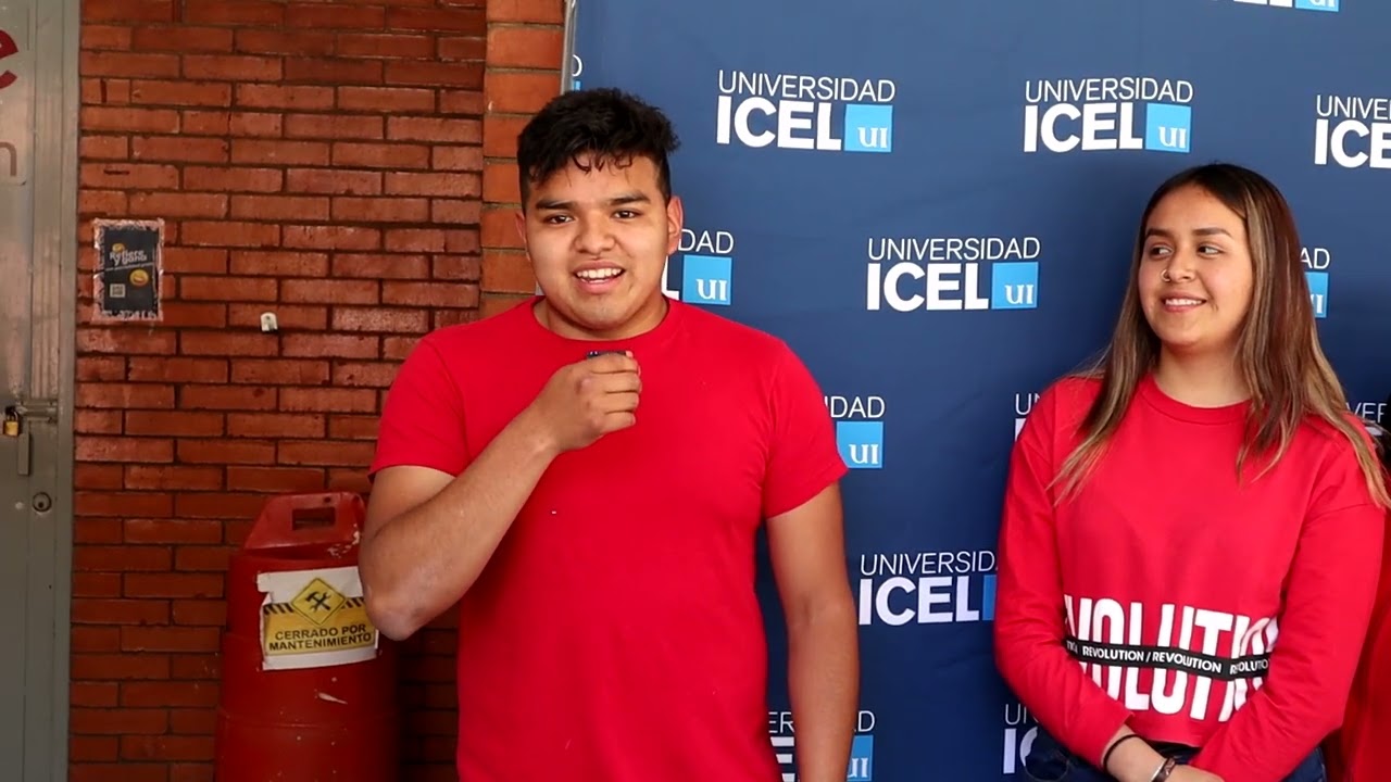 Tamales Chyrochyfles presentes en Business Day, Campus Lomas Verdes
