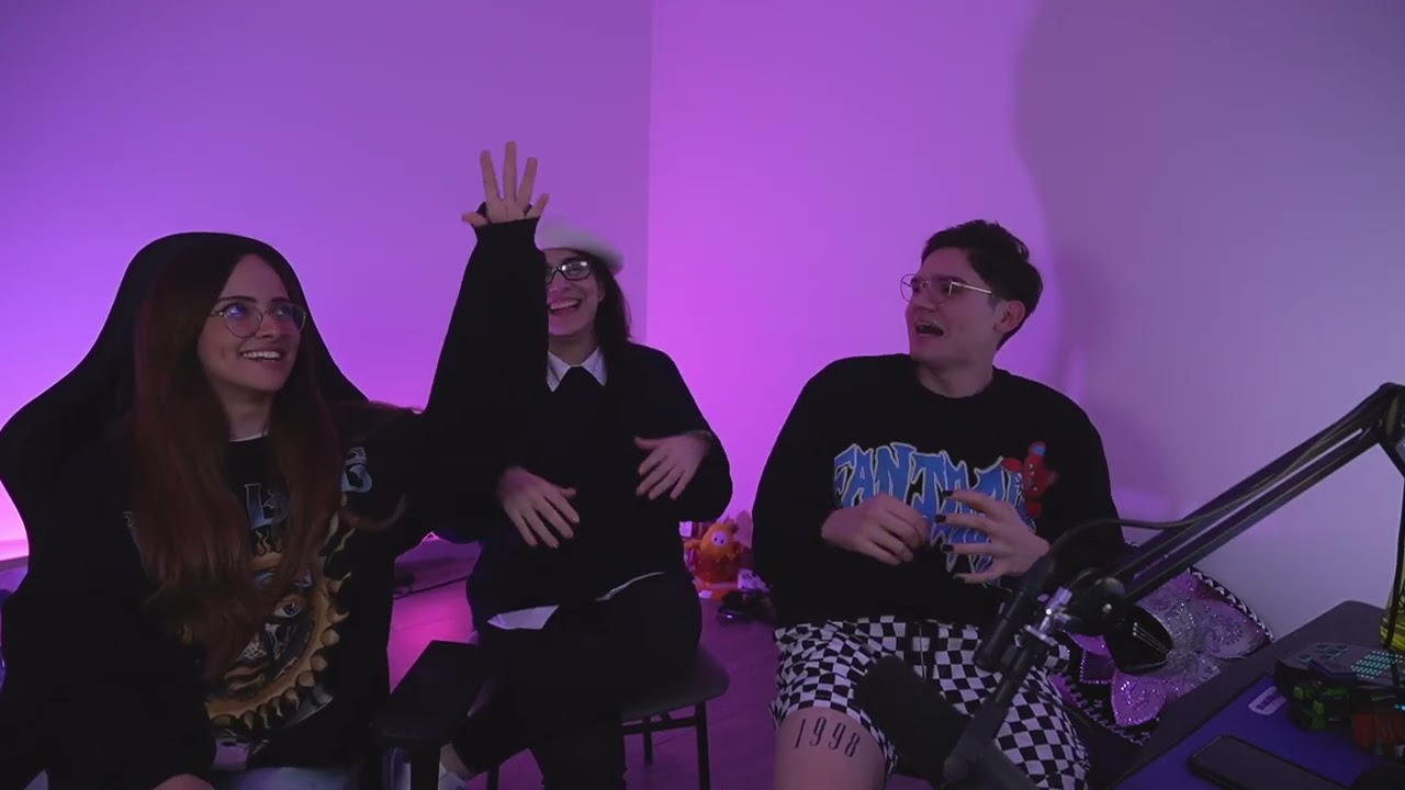 [12-5-22] ElMariana, Rocio y Vicky/Andrés el que viene cada mes (platicando de chill)